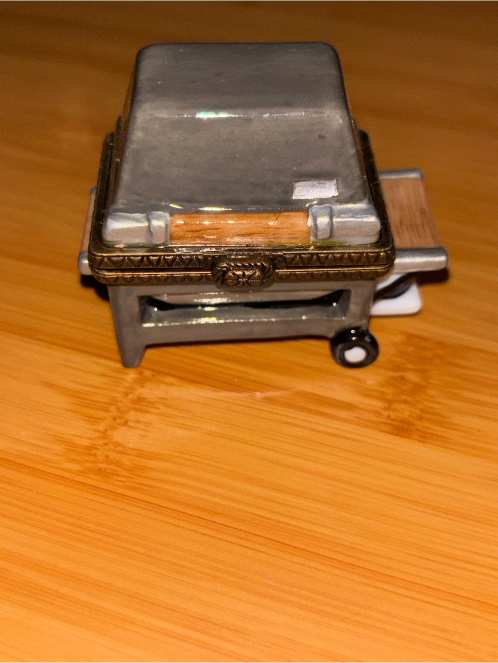 Decorative Mini Grill Trinket Box in Gray.